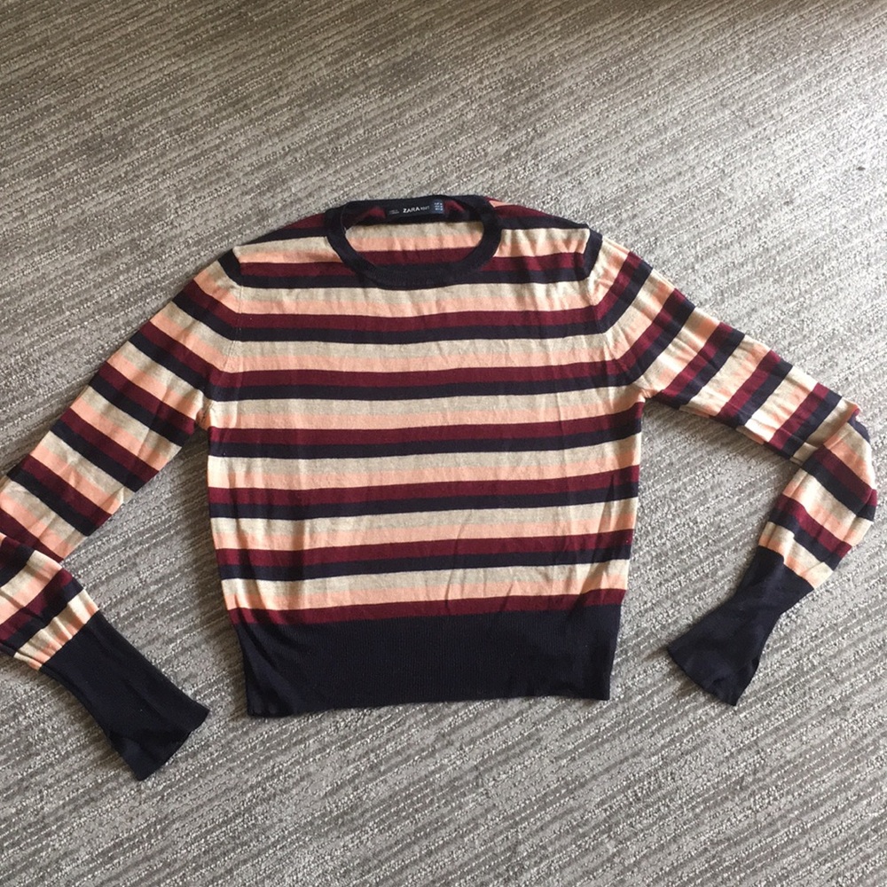 Semi cropped Sweater